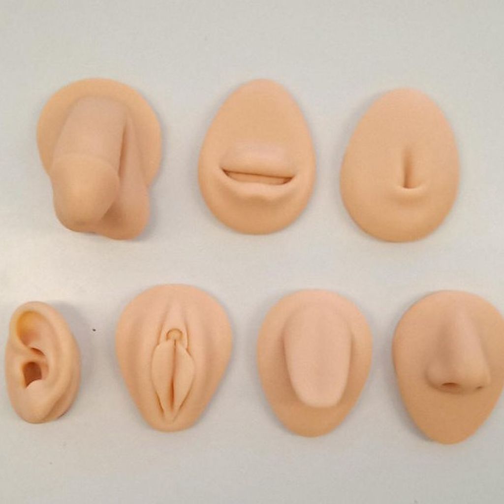 Silikonimitate für Piercing-Übungen